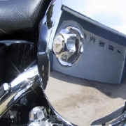 3-5-02ac&oilknobsfront.jpg (48696 bytes)