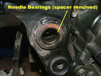 dh_swingarm_bearings9.jpg (106445 bytes)